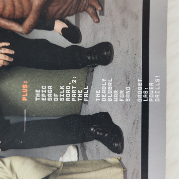 WIRED MAGAZINE JUN 2015: STAR WARS INSIDERS - Picture 6 of 17